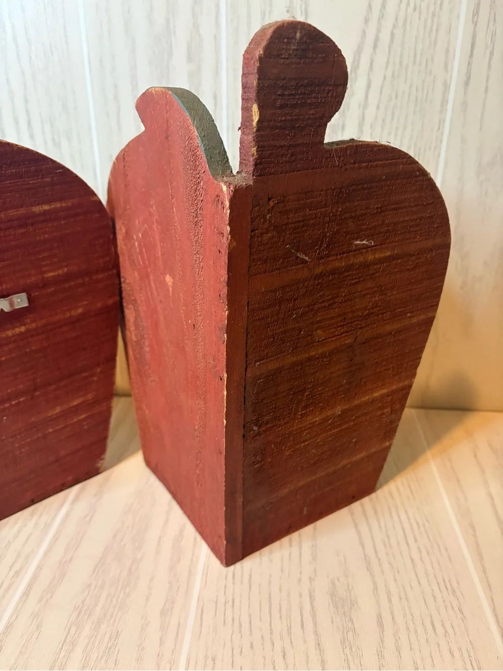 Wooden Apple-Shaped Wall Shelf Rack Set Of 2 Kitsch